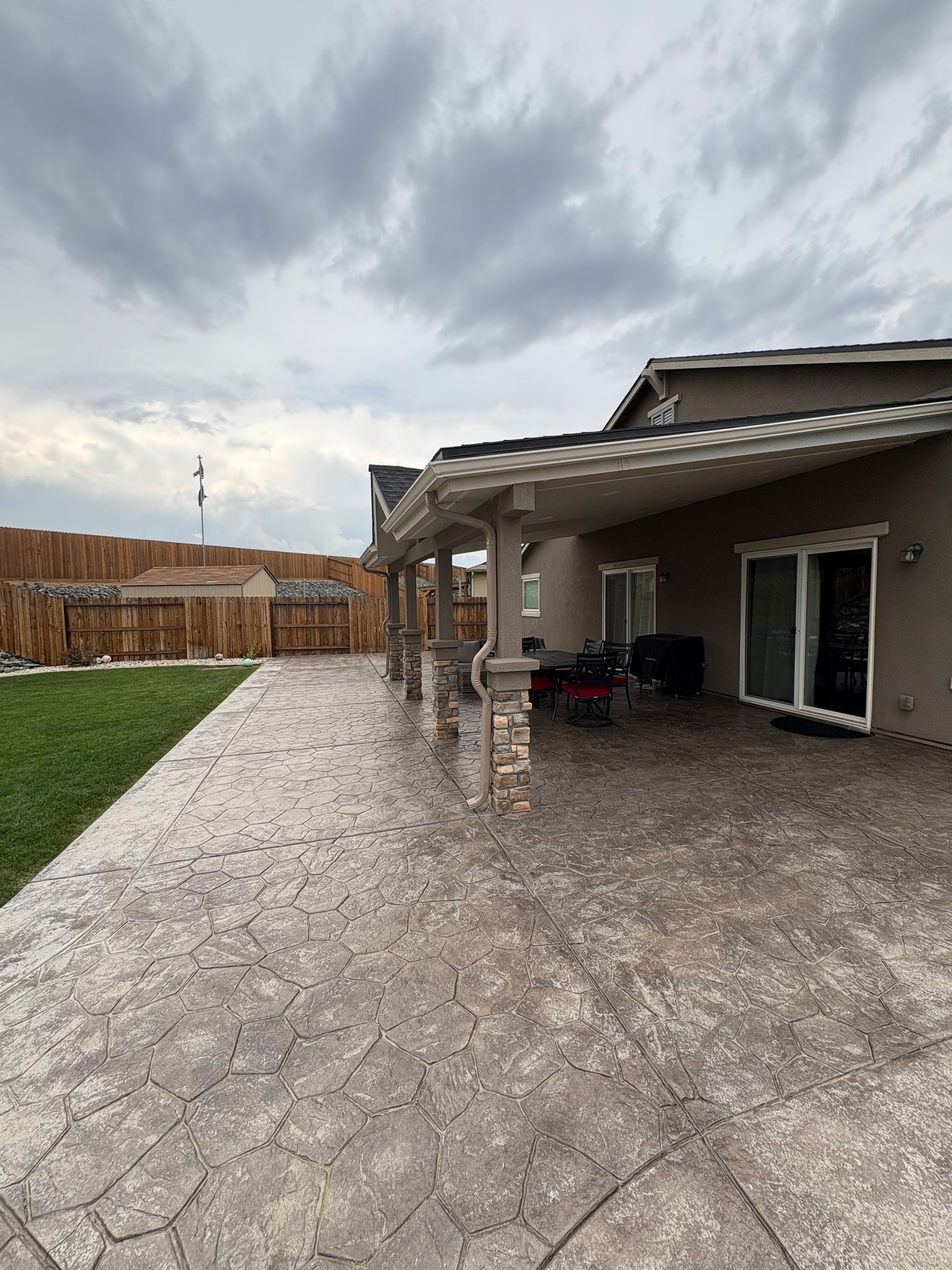 Covered patio with stamped concrete